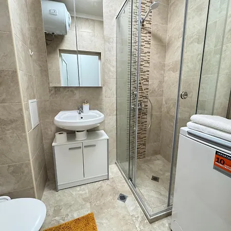 108 By Cosher Appartement *